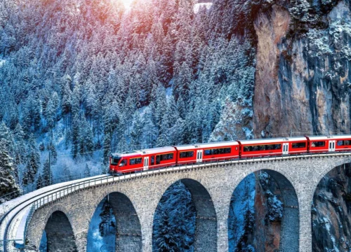 TRENI I KUQ - ST. MORITZ